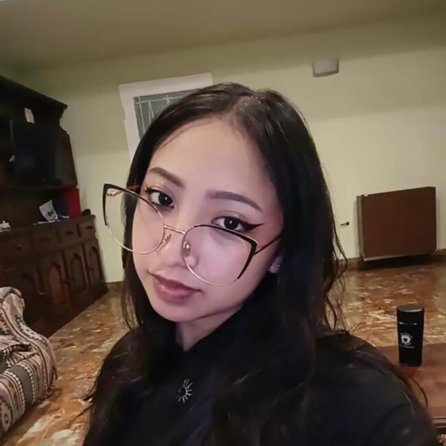 Babysitter in Buenos Aires: Alisson Carolina