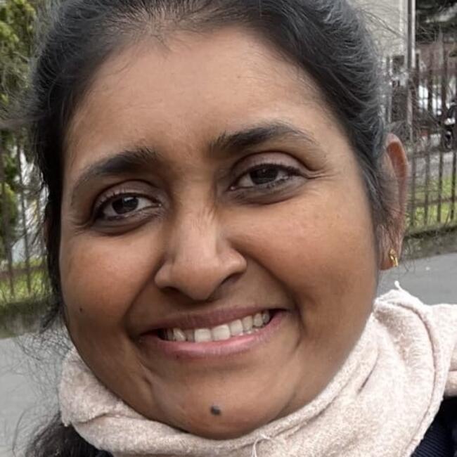 Babysitter a Milano: Udika Prabahani Anuradha