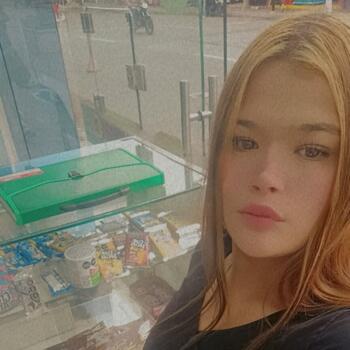 Babysitter in Caldas: Yuly Quintero