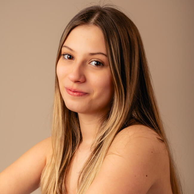 Babysitter in La Rochelle: Lauryn 