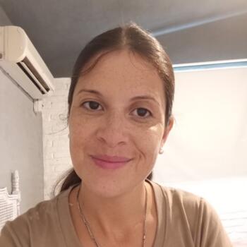 Niñera en Maldonado: Roxana vanesa gomez