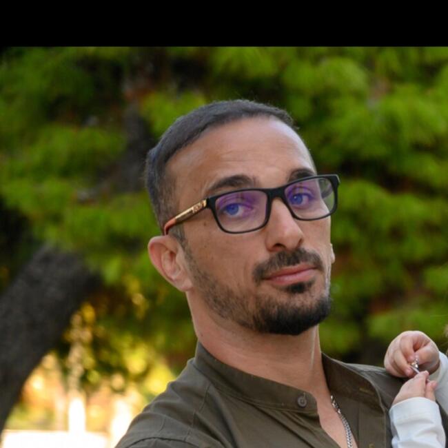 Babysitting job in Kitsi: Nikos