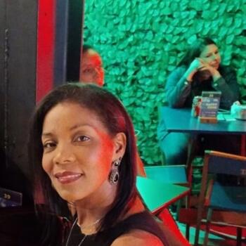 Babá em Santos: Rosana