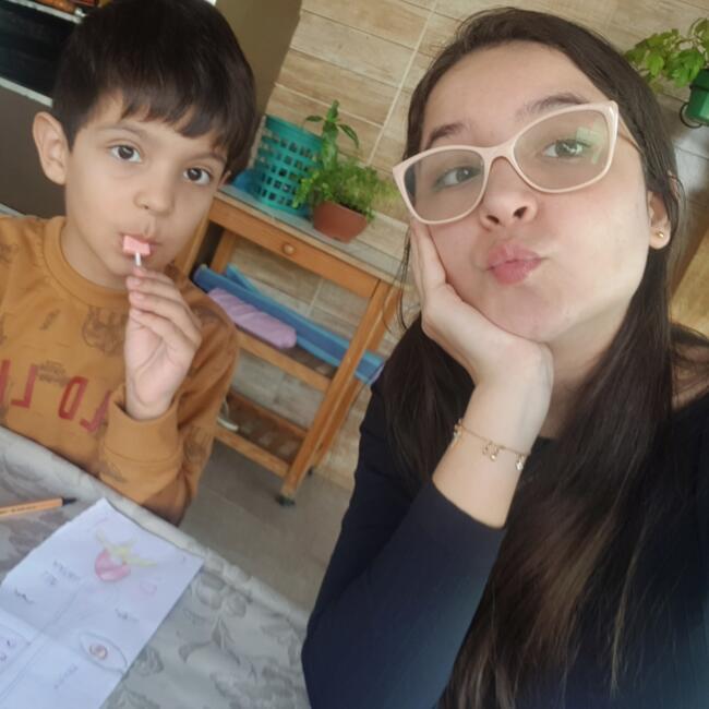 Babysitter in Joinville: Leticia