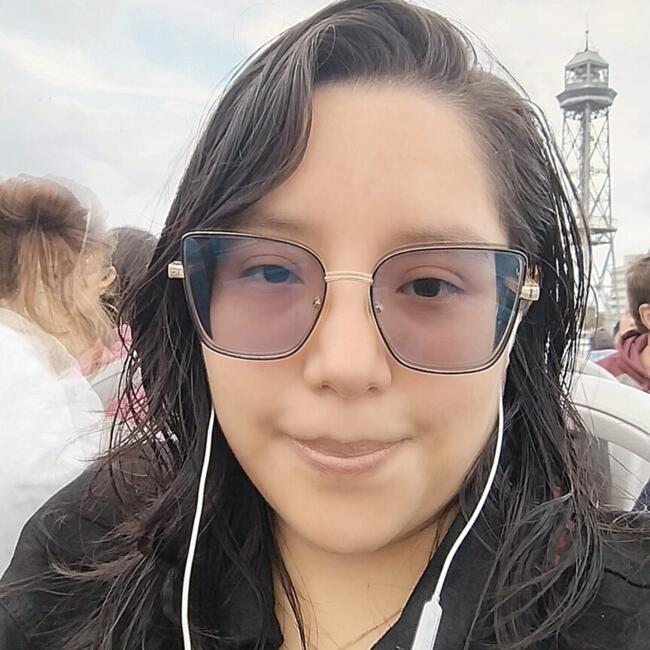 Canguro en La Coruña: Nathalya Barrueto Polo