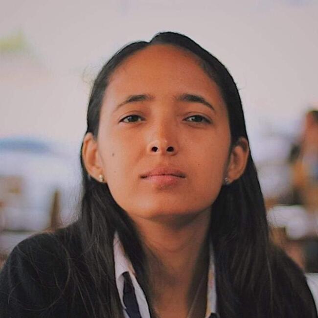 Emprego de babá em Belém: Melina