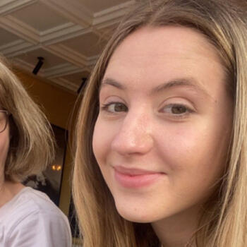 Babysitter Montlignon: Louann