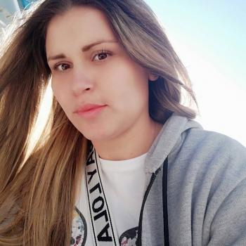 Canguro en Camas: Jenni