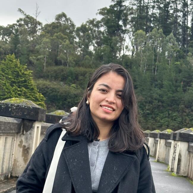 Babysitter in Sydney: Priya