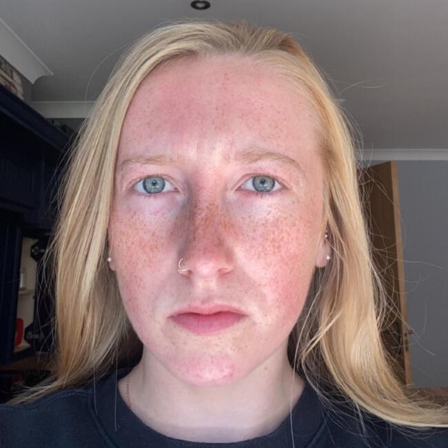 Babysitter in Melbourne: Alex