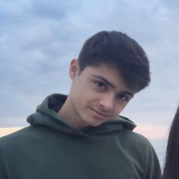 Babysitter in Lille: Sacha