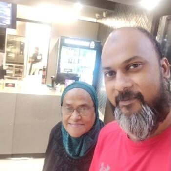 Babysitting job in Pinetown: babysitting job Zameer