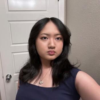 Babysitter in Aurora: Chan