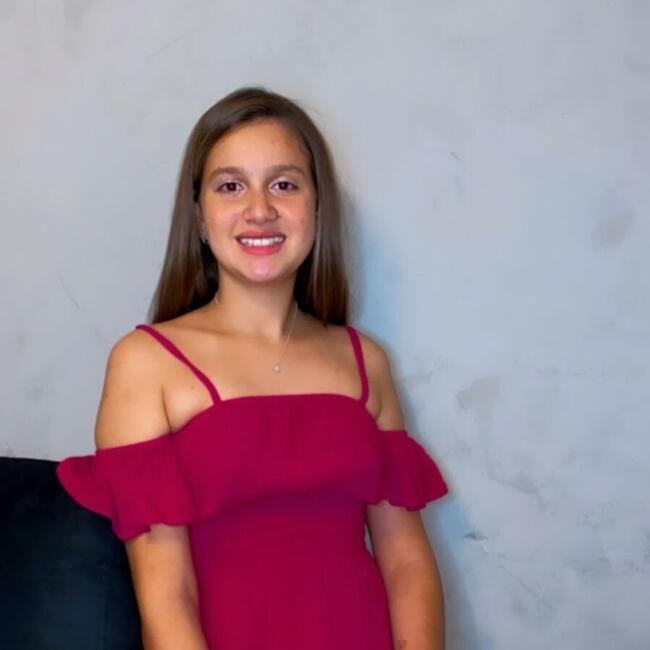 Babysitter in Maringá: GABRIELA