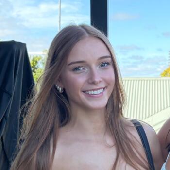 Babysitter in Christchurch: Maija