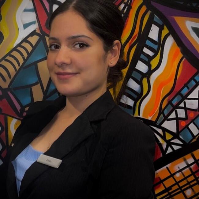 Babysitter in Alicante: Zineb