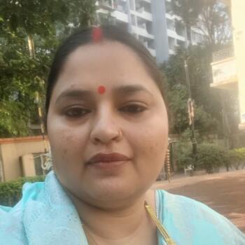 पुणे में बेबीसिटर: Nisha