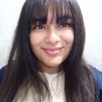 Babysitter in Salinas: Xiomara