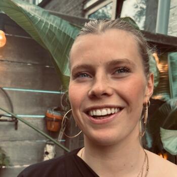 Babysitter in Delft: Julia