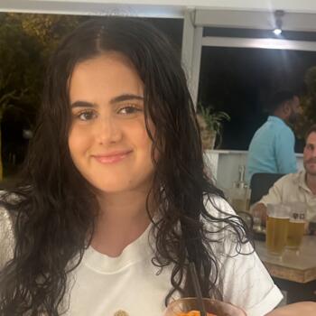 Babysitter in Brisbane: Sophia