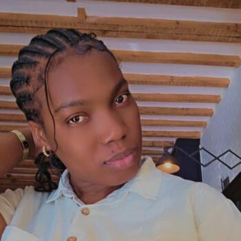 Babysitter in Brooklyn: Ricki Campbell