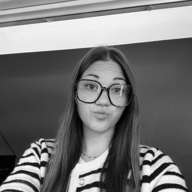 Babysitter in Laval: Morgane