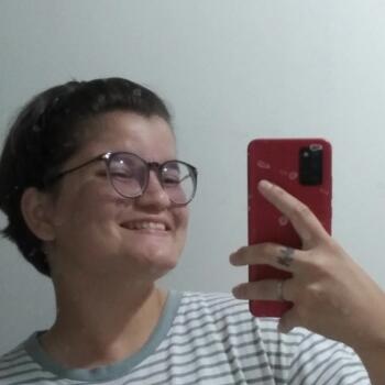 Babá em Santa Isabel: Izadora