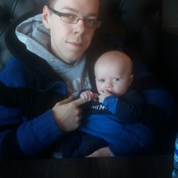 Babysitter Job in Essen: Babysitter Job Steve