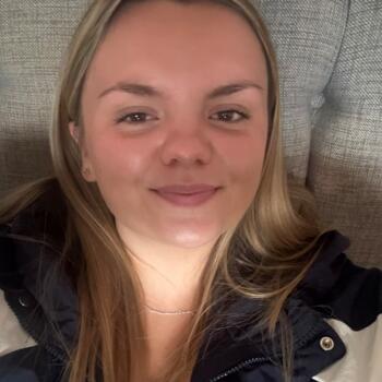 Babysitter Aldershot: Lily