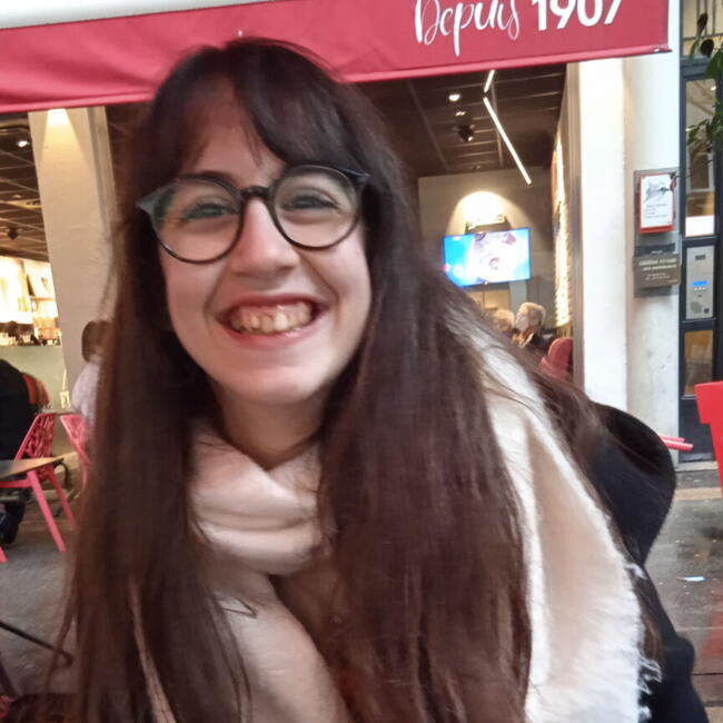 Babysitter in Villeurbanne: Maeva