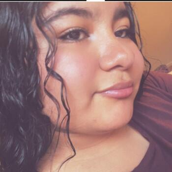 Babysitter in Greensboro: Melanie