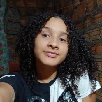 Babysitter São Luís: Mariana