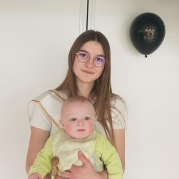 Babysitter in Nouvion-sur-Meuse: Camille