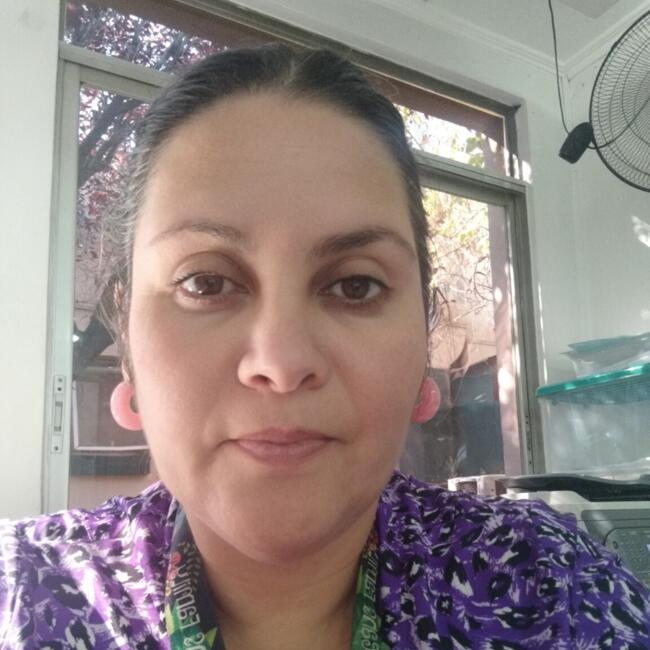 Niñera en La Granja: Carolina