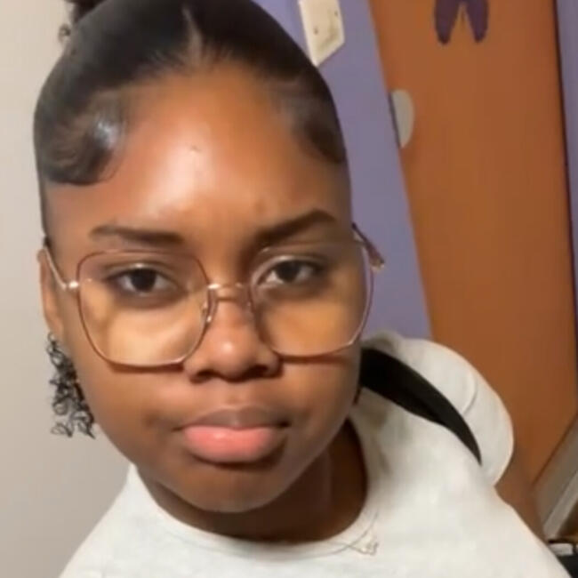 Babysitter in Cachan: Celanie