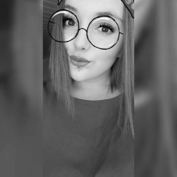 Babysitter in Pompey: Julie