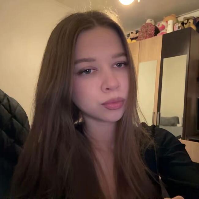 Babysitter in Bucharest: Cristina