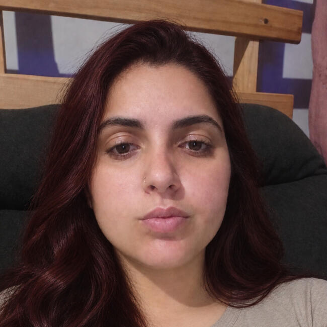Babysitter in São Carlos: Giovana