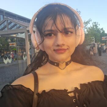 Babysitter in Berlin: Divisha