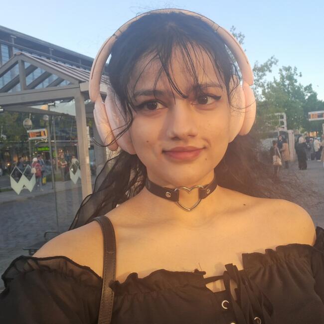 Babysitter in Berlin: Divisha