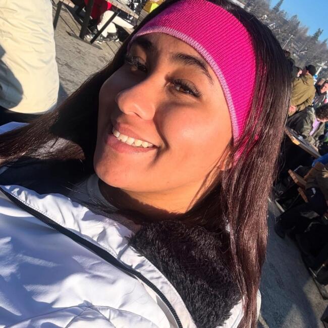 Babysitter in Saint-Nicolas (Wallonie): Samira