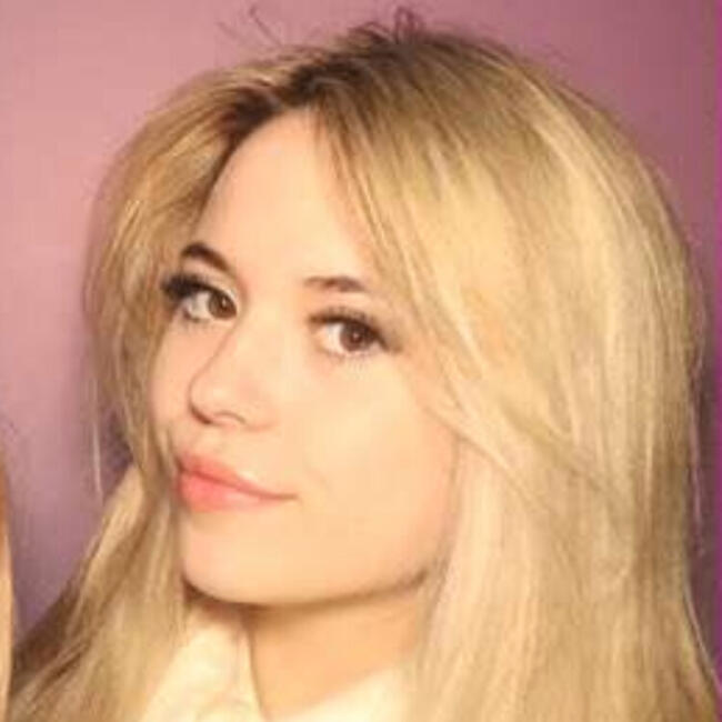 Babysitter in Queenborough: Savannah