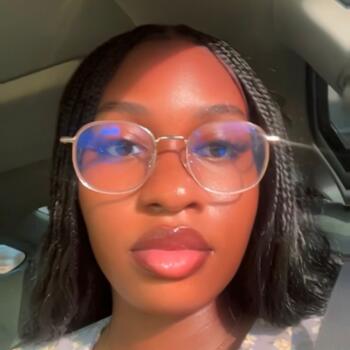 Babysitter in Lagos: Precious