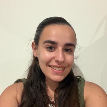 Babysitter in Crouy-sur-Ourcq: Celia