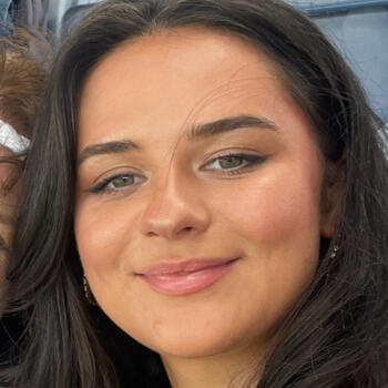 Babysitter in Naas: Madeline