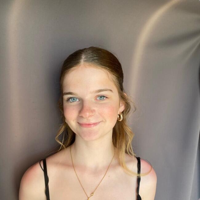 Babysitter in Kervignac: Coline