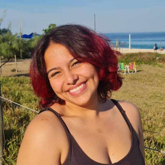 Babysitter in Saquarema: Luiza