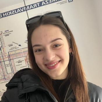 Babysitter in Zagreb: Nina