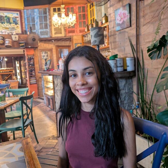 Babá em Nilópolis: Kesia