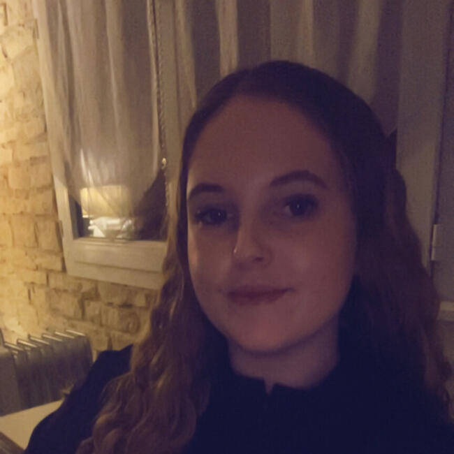 Babysitter in Méréville: Léa